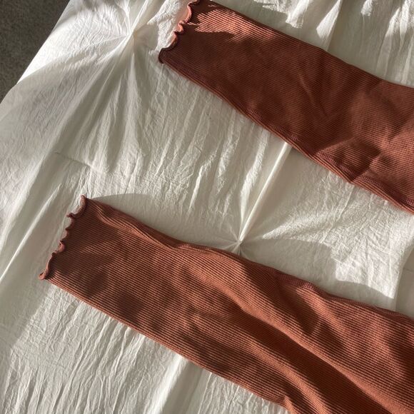 NWOT Set! spiritual gangster amor top and love sculpt legging in rust size XS/S - Picture 4 of 6